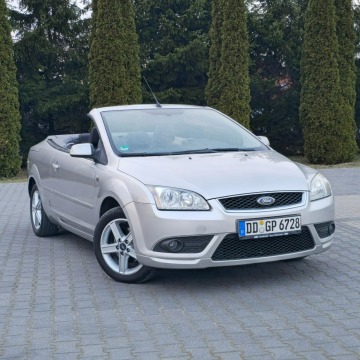 Ford Focus  Kabriolet 2007,  1.6 benzyna - Na sprzedaż za 12 500 zł - Ostrów Mazowiecka - zdjęcie 10