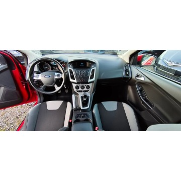 Ford Focus  Hatchback 2012,  1.0 benzyna - Na sprzedaż za 17 900 zł - Szczecin - zdjęcie 10