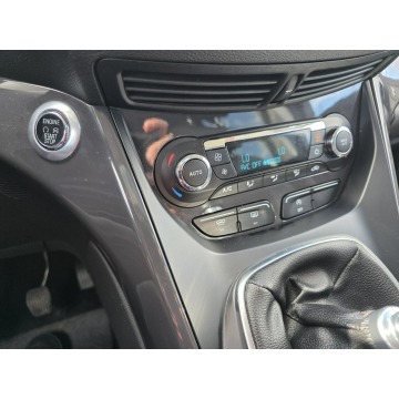 Ford Kuga  SUV 2015,  2.0 diesel - Na sprzedaż za 38 900 zł - Gniezno - zdjęcie 10