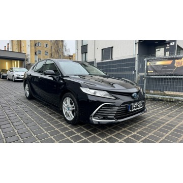 Toyota Camry  Sedan/Limuzyna 2021,  2.5 hybryda, automat - Na sprzedaż za 80 000 zł - Gdynia - zdjęcie 3