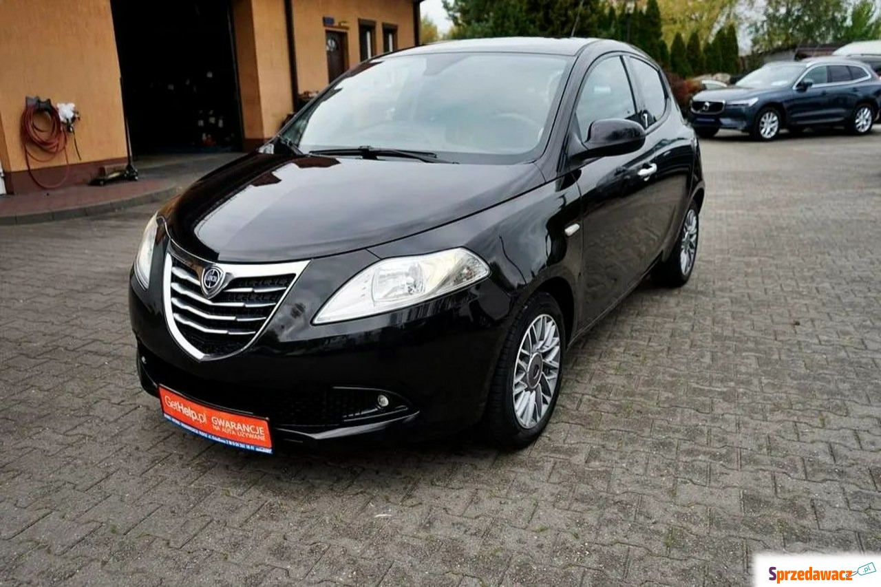 Lancia Ypsilon 2012