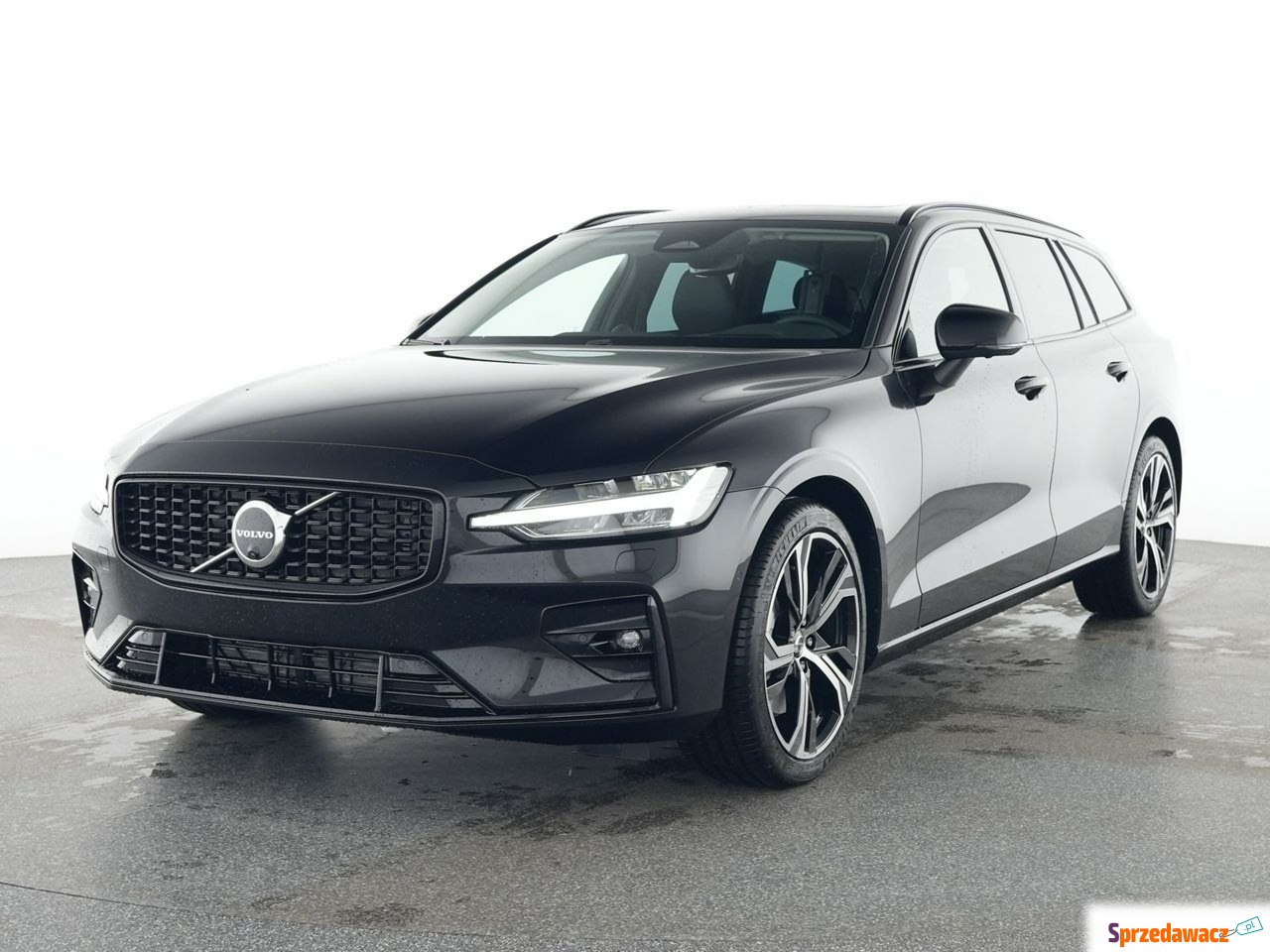 Volvo V60 2025