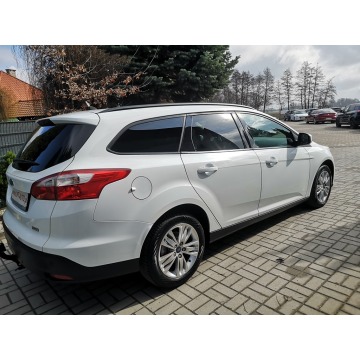 Ford Focus 2012,  1.0 benzyna - Na sprzedaż za 19 900 zł - Strzegom - zdjęcie 5