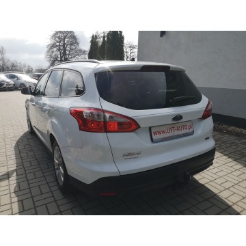 Ford Focus 2012,  1.0 benzyna - Na sprzedaż za 19 900 zł - Strzegom - zdjęcie 8