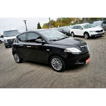 Lancia Ypsilon  Liftback 2012,  0.9 benzyna - Na sprzedaż za 13 900 zł - Płock - zdjęcie 3