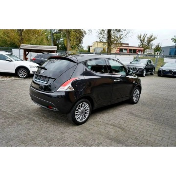 Lancia Ypsilon  Liftback 2012,  0.9 benzyna - Na sprzedaż za 13 900 zł - Płock - zdjęcie 8