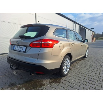 Ford Focus  Kombi 2016,  1.5 benzyna, automat - Na sprzedaż za 40 900 zł - Stargard - zdjęcie 6
