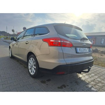 Ford Focus  Kombi 2016,  1.5 benzyna, automat - Na sprzedaż za 40 900 zł - Stargard - zdjęcie 8