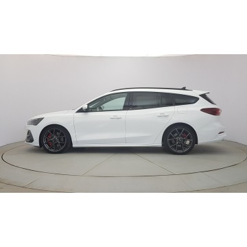 Ford Focus 2023,  2.3 benzyna, automat - Na sprzedaż za 137 800 zł - Warszawa - zdjęcie 4