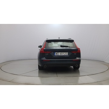 Volvo V60 2022,  2.0 diesel, automat - Na sprzedaż za 127 850 zł - Warszawa - zdjęcie 6