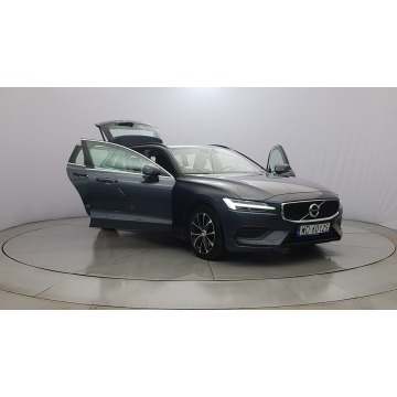 Volvo V60 2022,  2.0 diesel, automat - Na sprzedaż za 127 850 zł - Warszawa - zdjęcie 9