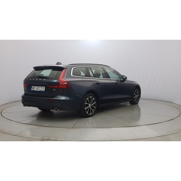 Volvo V60 2022,  2.0 diesel, automat - Na sprzedaż za 127 850 zł - Warszawa - zdjęcie 7