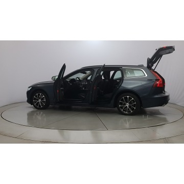 Volvo V60 2022,  2.0 diesel, automat - Na sprzedaż za 127 850 zł - Warszawa - zdjęcie 11