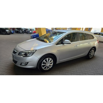 Opel Astra 2012,  1.4 benzyna - Na sprzedaż za 22 900 zł - Mysłowice - zdjęcie 5