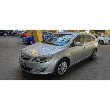 Opel Astra 2012,  1.4 benzyna - Na sprzedaż za 22 900 zł - Mysłowice - zdjęcie 4