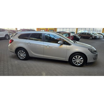 Opel Astra 2012,  1.4 benzyna - Na sprzedaż za 22 900 zł - Mysłowice - zdjęcie 12