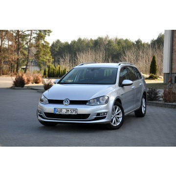 Volkswagen Golf  Kombi 2015,  2.0 diesel - Na sprzedaż za 32 900 zł - Ostrów Mazowiecka - zdjęcie 9