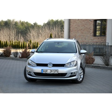 Volkswagen Golf  Kombi 2015,  2.0 diesel - Na sprzedaż za 32 900 zł - Ostrów Mazowiecka - zdjęcie 8