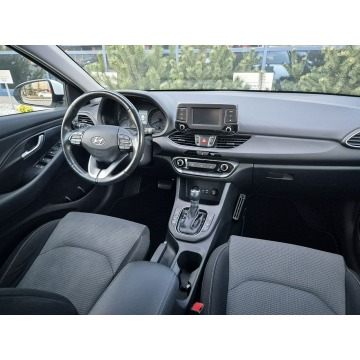 Hyundai i30  Kombi 2017,  1.4 benzyna, automat - Na sprzedaż za 47 500 zł - Warszawa - zdjęcie 7