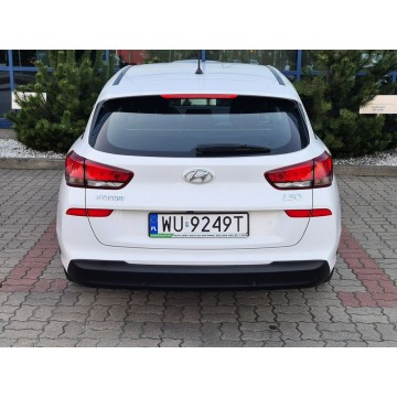 Hyundai i30  Kombi 2017,  1.4 benzyna, automat - Na sprzedaż za 47 500 zł - Warszawa - zdjęcie 5