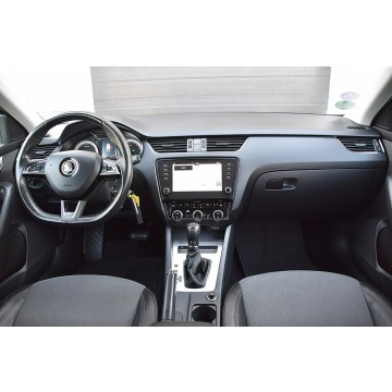 Skoda Octavia  Kombi 2018,  1.4 benzyna, automat - Na sprzedaż za 39 900 zł - Nowe Kucice - zdjęcie 10