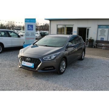 Hyundai i40  Kombi 2019,  1.6 diesel - Na sprzedaż za 52 900 zł - Warszawa - zdjęcie 2