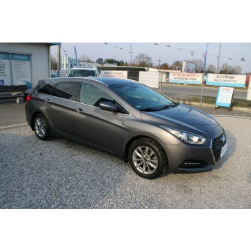 Hyundai i40  Kombi 2019,  1.6 diesel - Na sprzedaż za 52 900 zł - Warszawa - zdjęcie 5