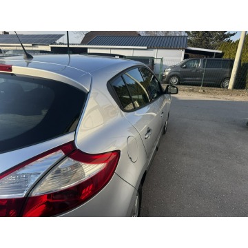 Renault Megane  Hatchback 2010,  2.0 benzyna, automat - Na sprzedaż za 19 900 zł - Gdów - zdjęcie 6