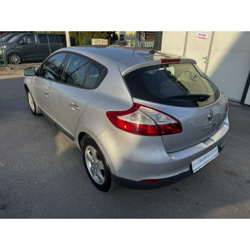 Renault Megane  Hatchback 2010,  2.0 benzyna, automat - Na sprzedaż za 19 900 zł - Gdów - zdjęcie 7