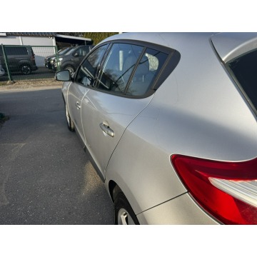 Renault Megane  Hatchback 2010,  2.0 benzyna, automat - Na sprzedaż za 19 900 zł - Gdów - zdjęcie 8
