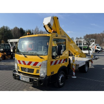 Nissan  2014,  2.5 diesel - Na sprzedaż za 325 950 zł - Widełki - zdjęcie 5