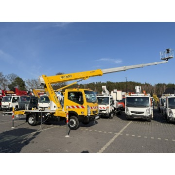 Nissan  2014,  2.5 diesel - Na sprzedaż za 325 950 zł - Widełki - zdjęcie 6