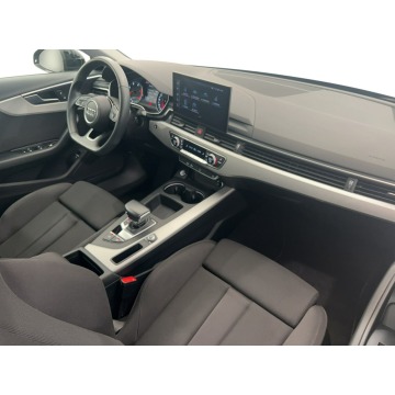 Audi A4  Sedan/Limuzyna 2023,  2.0 diesel, automat - Na sprzedaż za 97 900 zł - Warszawa - zdjęcie 10