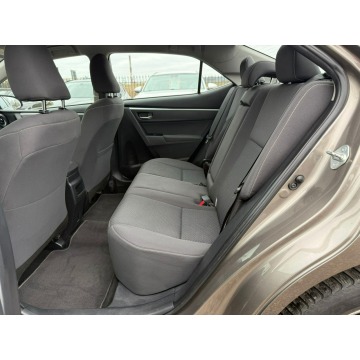 Toyota Corolla  Sedan/Limuzyna 2017,  1.6 benzyna - Na sprzedaż za 41 900 zł - Słupsk - zdjęcie 11