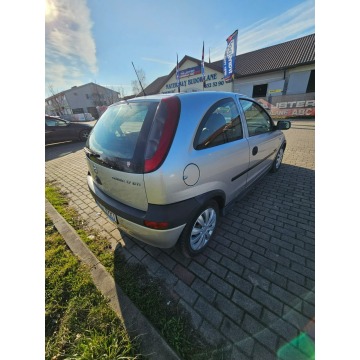 Opel Corsa  Hatchback 2002,  1.7 diesel - Na sprzedaż za 3 300,00 zł - Głogów - zdjęcie 3