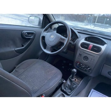 Opel Corsa  Hatchback 2002,  1.7 diesel - Na sprzedaż za 3 300,00 zł - Głogów - zdjęcie 6