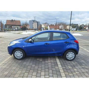 Mazda 2  Hatchback 2009,  1.3 benzyna - Na sprzedaż za 13 400 zł - Nowy Sącz - zdjęcie 4