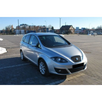 Seat Altea XL  Liftback 2009,  1.9 diesel - Na sprzedaż za 17 900 zł - Nowy Sącz - zdjęcie 2