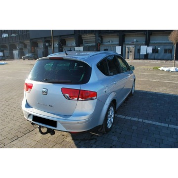 Seat Altea XL  Liftback 2009,  1.9 diesel - Na sprzedaż za 17 900 zł - Nowy Sącz - zdjęcie 4
