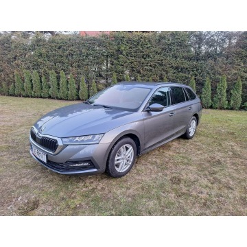 Skoda Octavia 2023,  1.0 hybryda, automat - Na sprzedaż za 89 600 zł - Nowy Sącz - zdjęcie 2