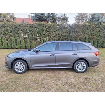 Skoda Octavia 2023,  1.0 hybryda, automat - Na sprzedaż za 89 600 zł - Nowy Sącz - zdjęcie 7