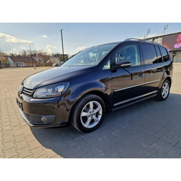 Volkswagen Touran  Hatchback 2013,  2.0 diesel, automat - Na sprzedaż za 30 900 zł - Nowy Sącz - zdjęcie 2