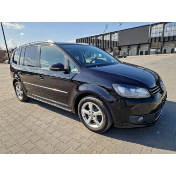 Volkswagen touran 2013 2.0 diesel  bogate wyposażenie