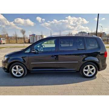 Volkswagen Touran  Hatchback 2013,  2.0 diesel, automat - Na sprzedaż za 30 900 zł - Nowy Sącz - zdjęcie 9