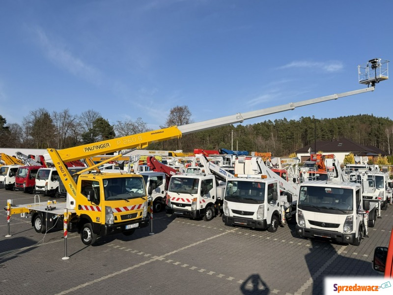 Nissan  2014,  2.5 diesel - Na sprzedaż za 325 950 zł - Widełki