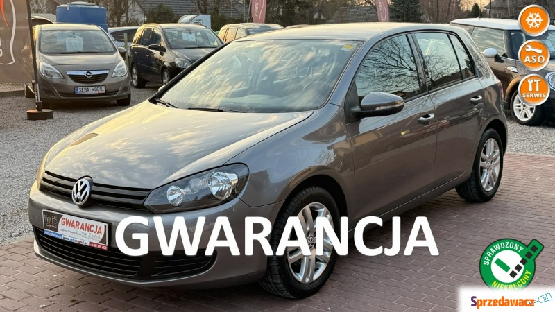 Volkswagen Golf  Hatchback 2009,  1.4 benzyna - Na sprzedaż za 15 800 zł - Sade Budy