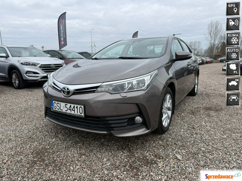 Toyota Corolla  Sedan/Limuzyna 2017,  1.6 benzyna - Na sprzedaż za 41 900 zł - Słupsk