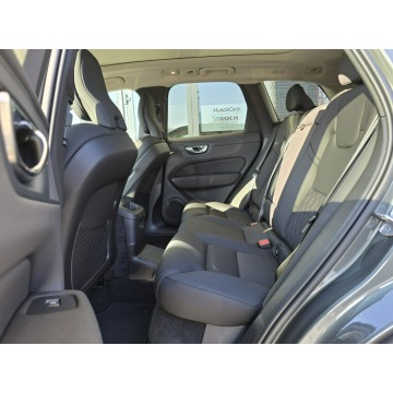Volvo   SUV 2025,  2.0 hybryda, automat - Na sprzedaż za 269 900 zł - Tychy - zdjęcie 10