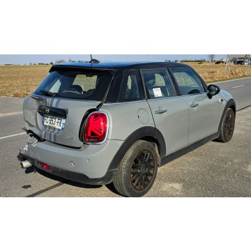 Mini Cooper  Hatchback 2018,  1.5 benzyna - Na sprzedaż za 27 999 zł - Pleszew - zdjęcie 5