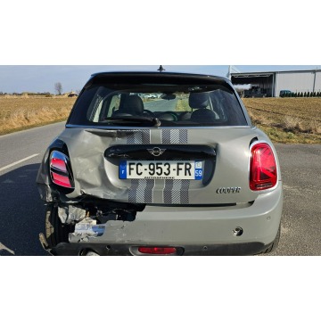 Mini Cooper  Hatchback 2018,  1.5 benzyna - Na sprzedaż za 27 999 zł - Pleszew - zdjęcie 6